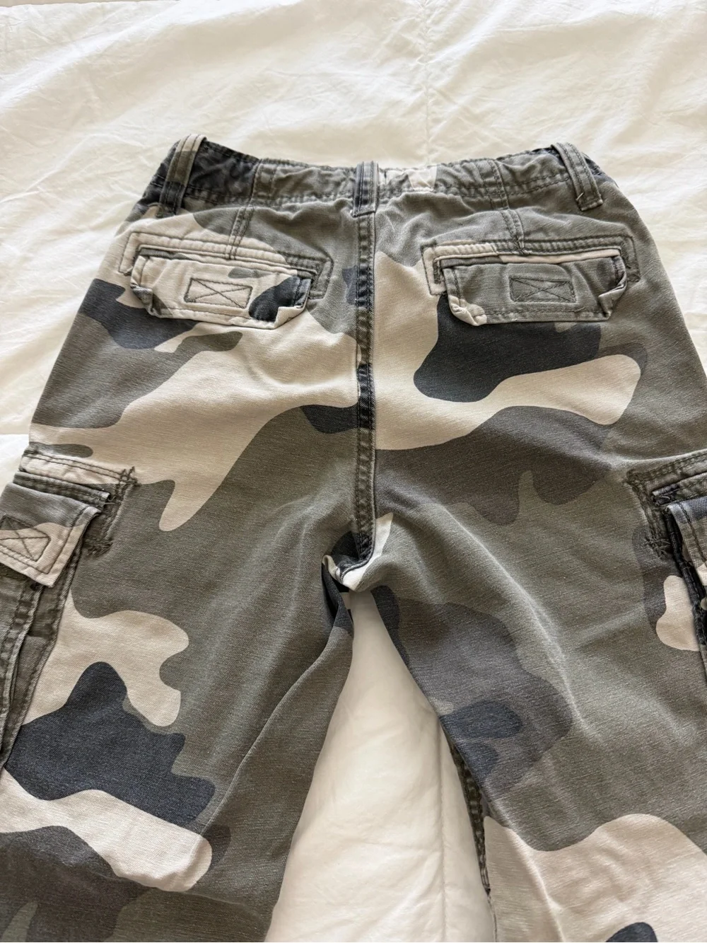 GAP Kids Cargo Pants in Olive & Tan Camo